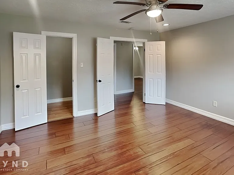 3219 Glen Spring Dr — Photo 8