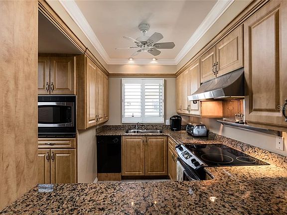 4th image of 1200 N Shore Dr NE Unit 510