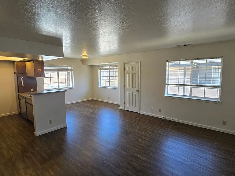 239 Cheney Street — Photo 2