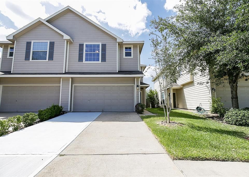 1st image of 25246 Finchgrove Ln