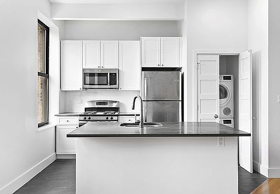 2nd image of 80 Saint Marks Ave APT 4