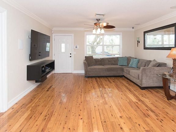 2nd image of 3575 Barkis Ave