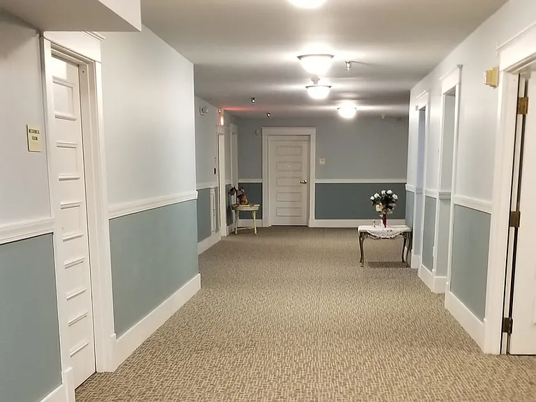 Stonehouse Apartments — Photo 11