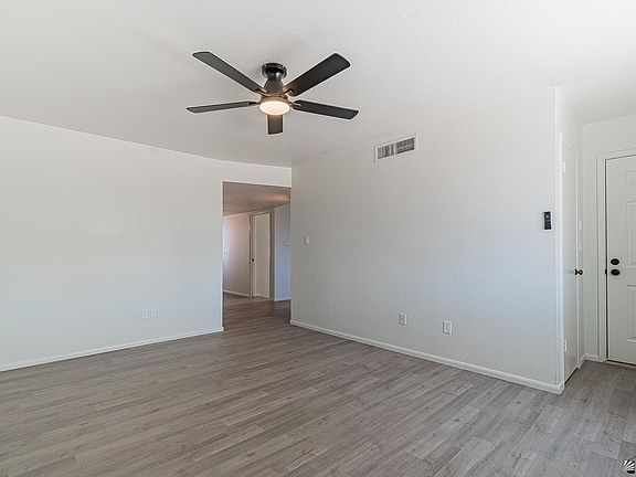 5th image of 13744 E Gatewood Ln