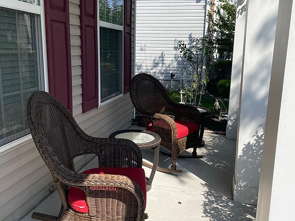 2nd image of 118 Aberdeen Way