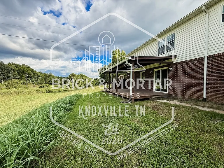 1731 Lively Rd — Photo 32
