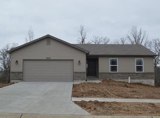 5524 Red Tailed Hawk Dr, Hillsboro, MO 63050
