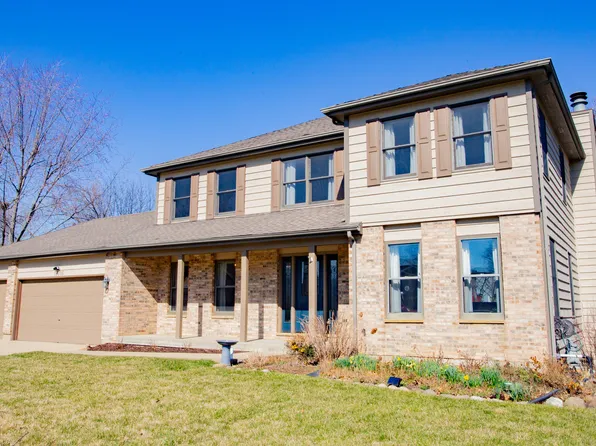 18716 W Jasmine Ct, Grayslake, IL 60030