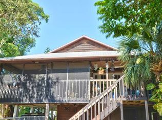 1725 Rita St, Sarasota, FL 34231