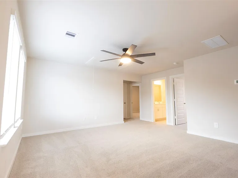 18672 Presswood Way — Photo 13