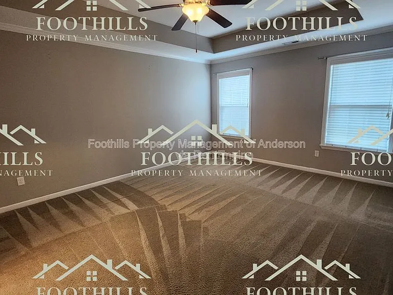 1027 Whirlaway Cir — Photo 15