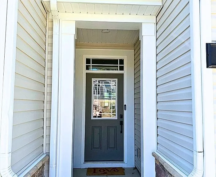 8027 Overmeadow Ln — Photo 3