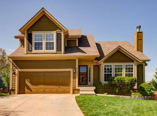21493 W 121st St, Olathe, KS 66061