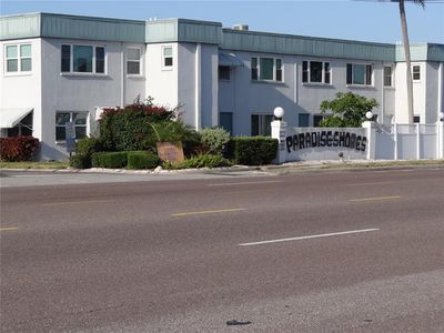 5286 81st St N APT 11, Saint Petersburg, FL, 33709