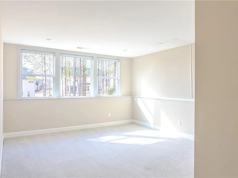 8040 Scenic Ridge Way — Photo 18