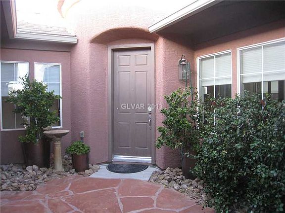 3rd image of 7248 Royal Melbourne Dr