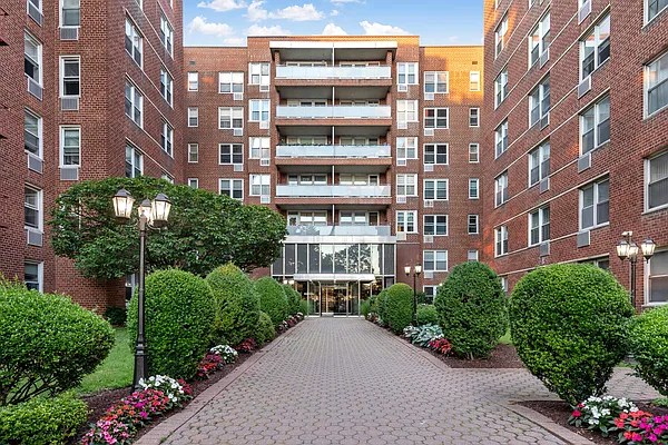 Sold by House-N-Key Realty | media 2