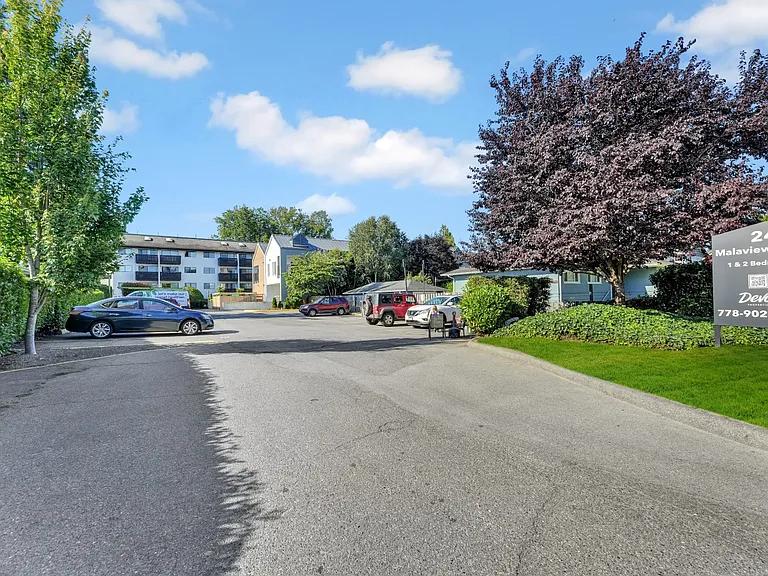2433 Malaview Ave — Photo 15