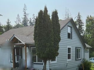 272 Avis St, Port Angeles, WA 98362