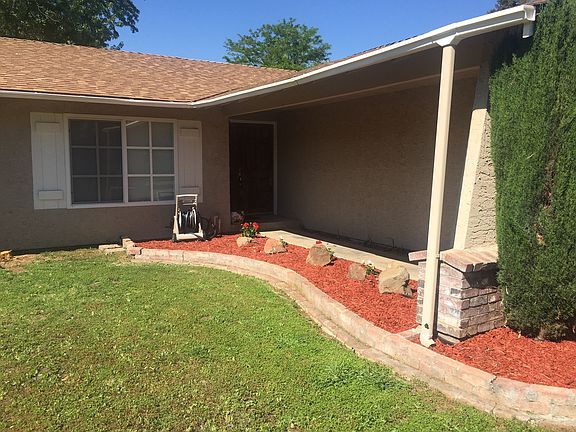 Entry way