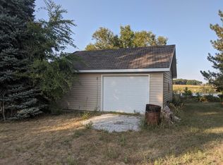 127 Jansen Cir, Saint Paul, NE 68873