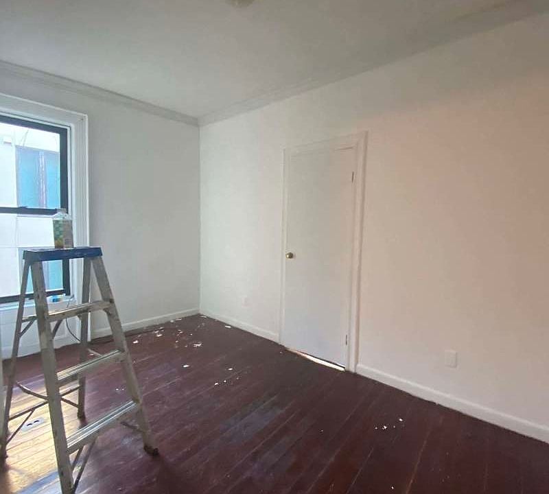 2nd image of 14 Bedford St APT 10