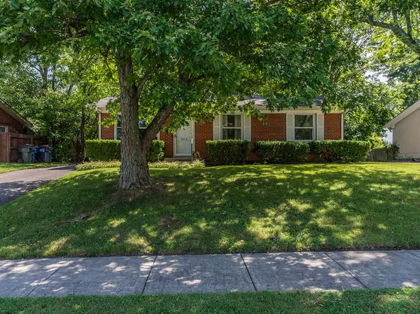 3612 Niles Dr, Lexington, KY 40517