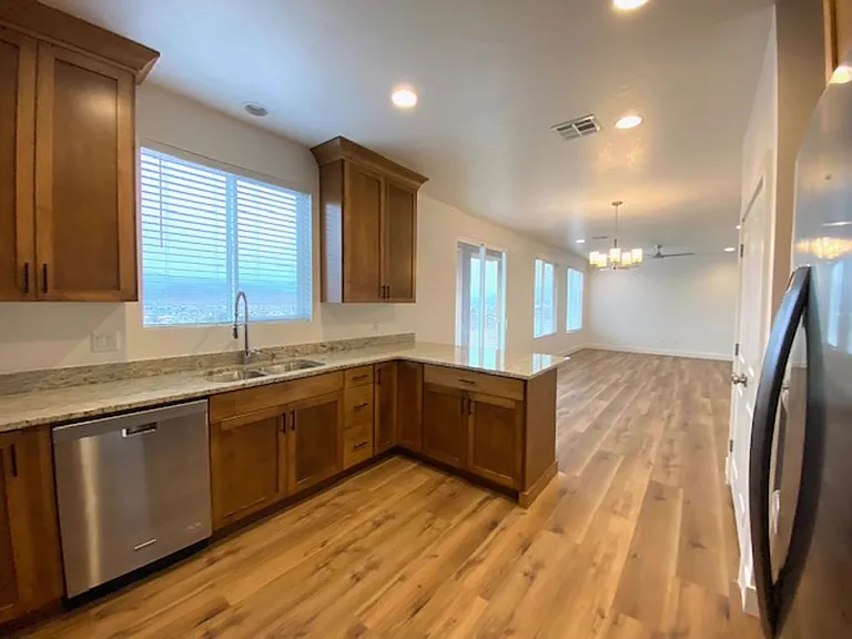 438 Stone Mountain Dr #52 — Photo 17