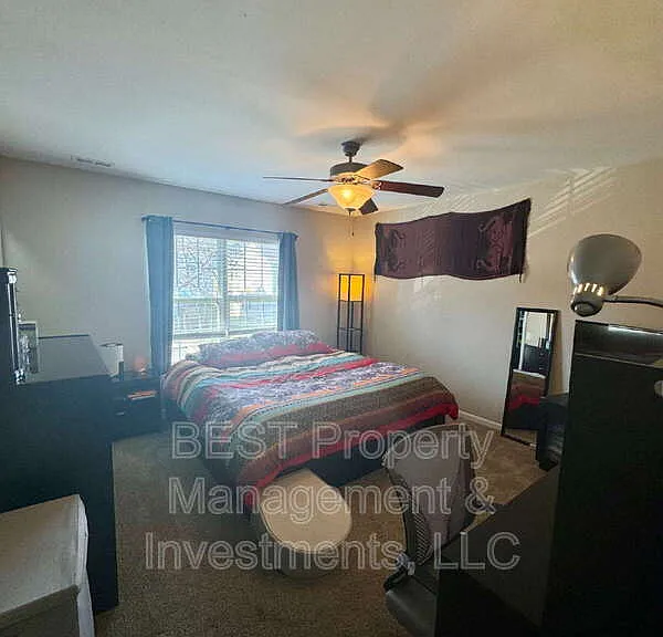 8130 Kings Creek Dr — Photo 23