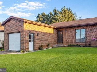 223 Kennedy Ct, Hanover, PA 17331
