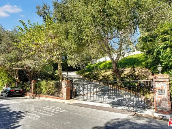 9789 Oak Pass Rd, Beverly Hills, CA 90210