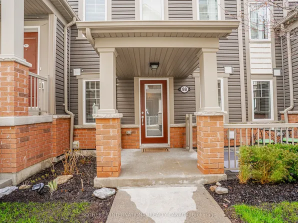 2500 Hill Rise Ct #88, Oshawa, ON L1L 0M6