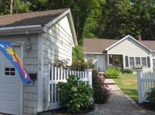 136 Pleasant St, Franklin, MA 02038