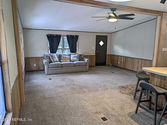 3rd image of 120 REAVES Avenue