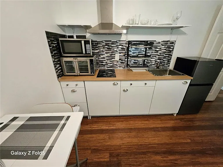 49 Cook Ln — Photo 9