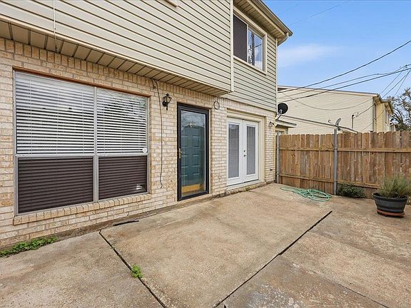 2nd image of 8475 Glen Meadow Ln