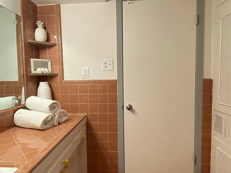 5811 Highland Hills Dr — Photo 30