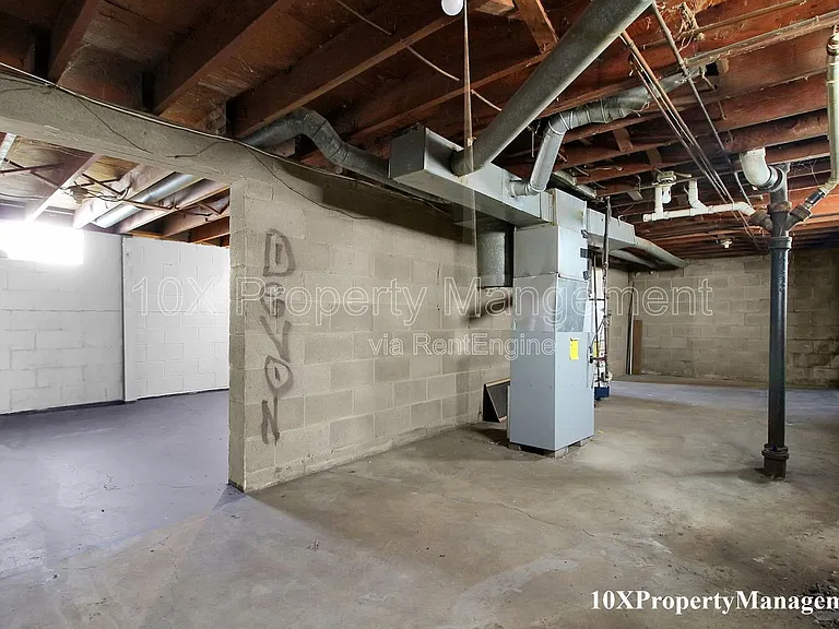 2459 Hiawatha St — Photo 18