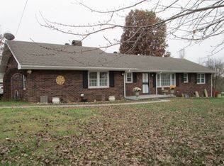 1049 Eastview Dr, Madisonville, KY 42431
