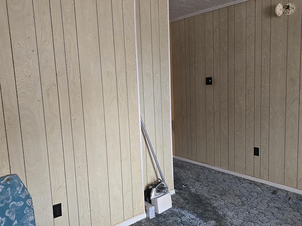 2nd image of 58055 Nicholas St