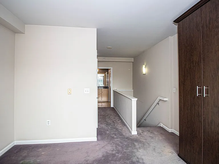 140 S Van Ness Ave #743 — Photo 18