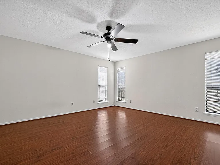 6603 Grandvale Dr — Photo 32