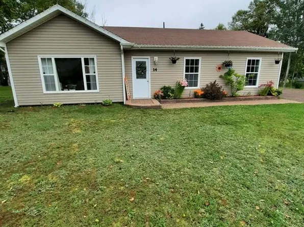 14B Trail Avenue, Browns Arm, NL A0G3A0