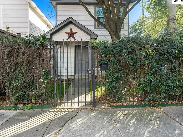 1419 Cleveland St — Photo 3