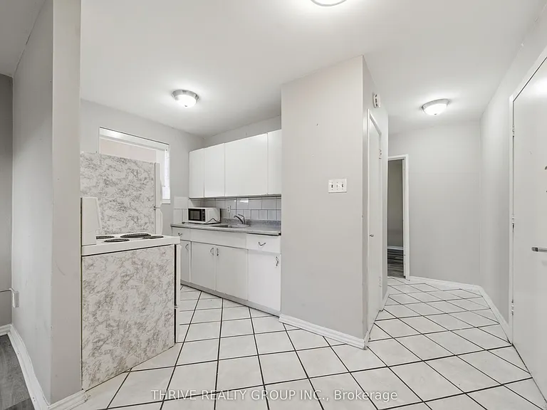 153 Godfrey Dr #1 — Photo 5