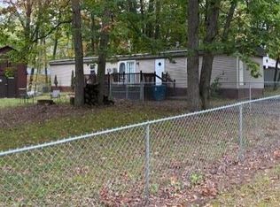 217 Joliet Ave, Houghton Lake, MI 48629