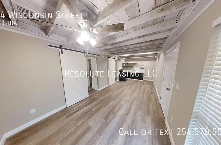 604 Wisconsin St — Photo 3