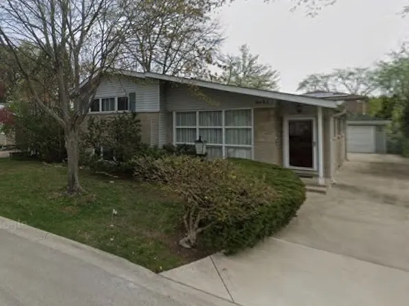 9431 Karlov Ave, Skokie, IL 60076