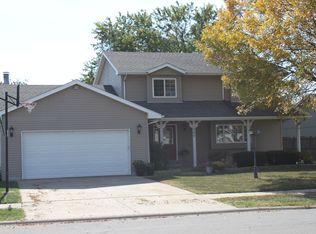 595 Meadows Rd S, Bourbonnais, IL 60914