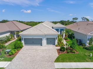 10257 Canaveral Cir, Sarasota, FL 34241